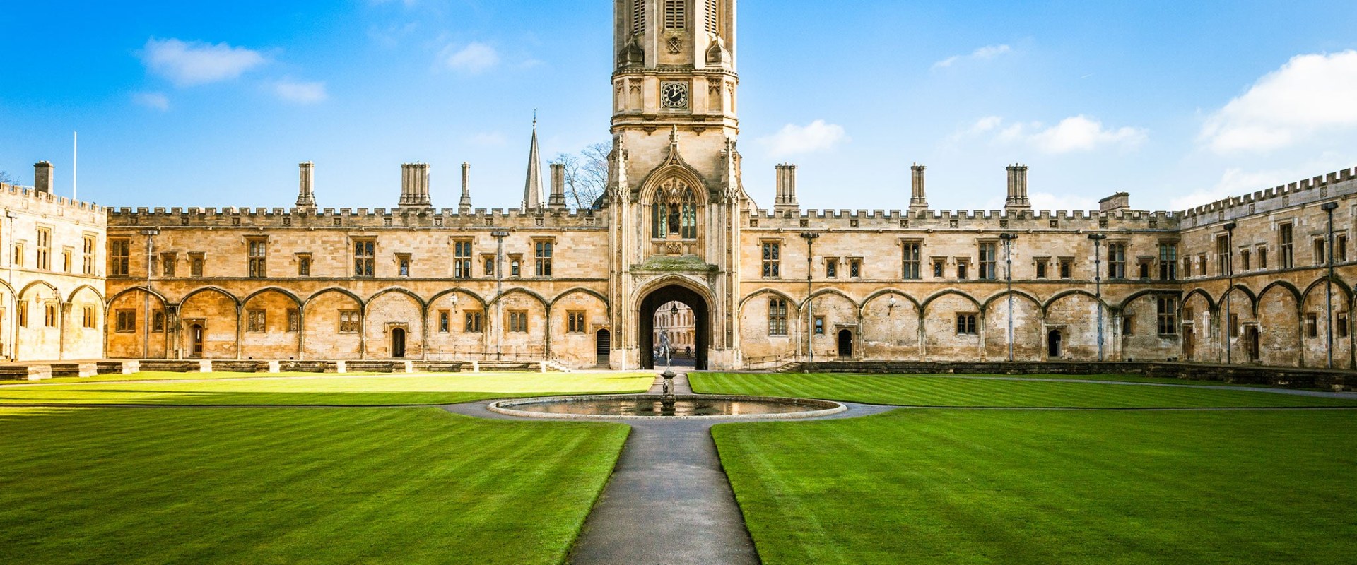 A Look into the Prestige of Oxford and Cambridge Universities